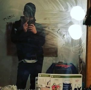 Meet your Posher, Edwin